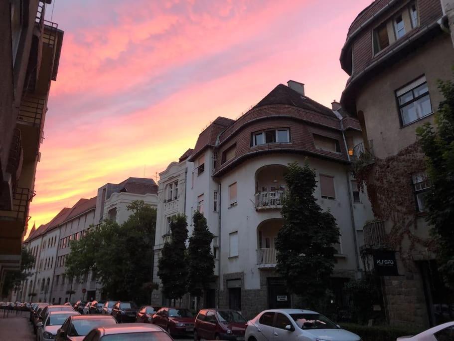 Tiny Private Apartment In Central Buda. 布达佩斯 外观 照片